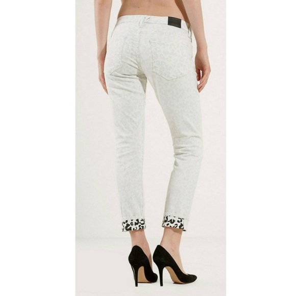 True Religion Women's Liv White Leopard Print Relaxed
Skinny Stretch Jean. Sz 27 - Picture 2 of 15
